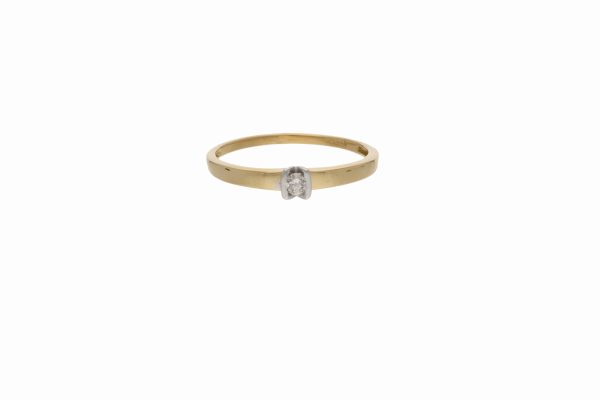 Ring 18k guld med briljanter